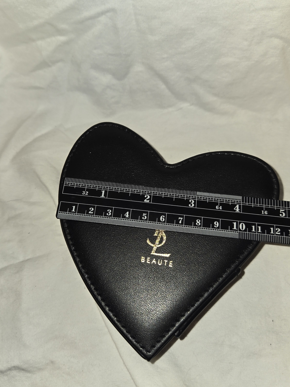Yves Saint Laurent (YSL) Heart Compact Case in Black with Gold Logo - Picture 4 of 7